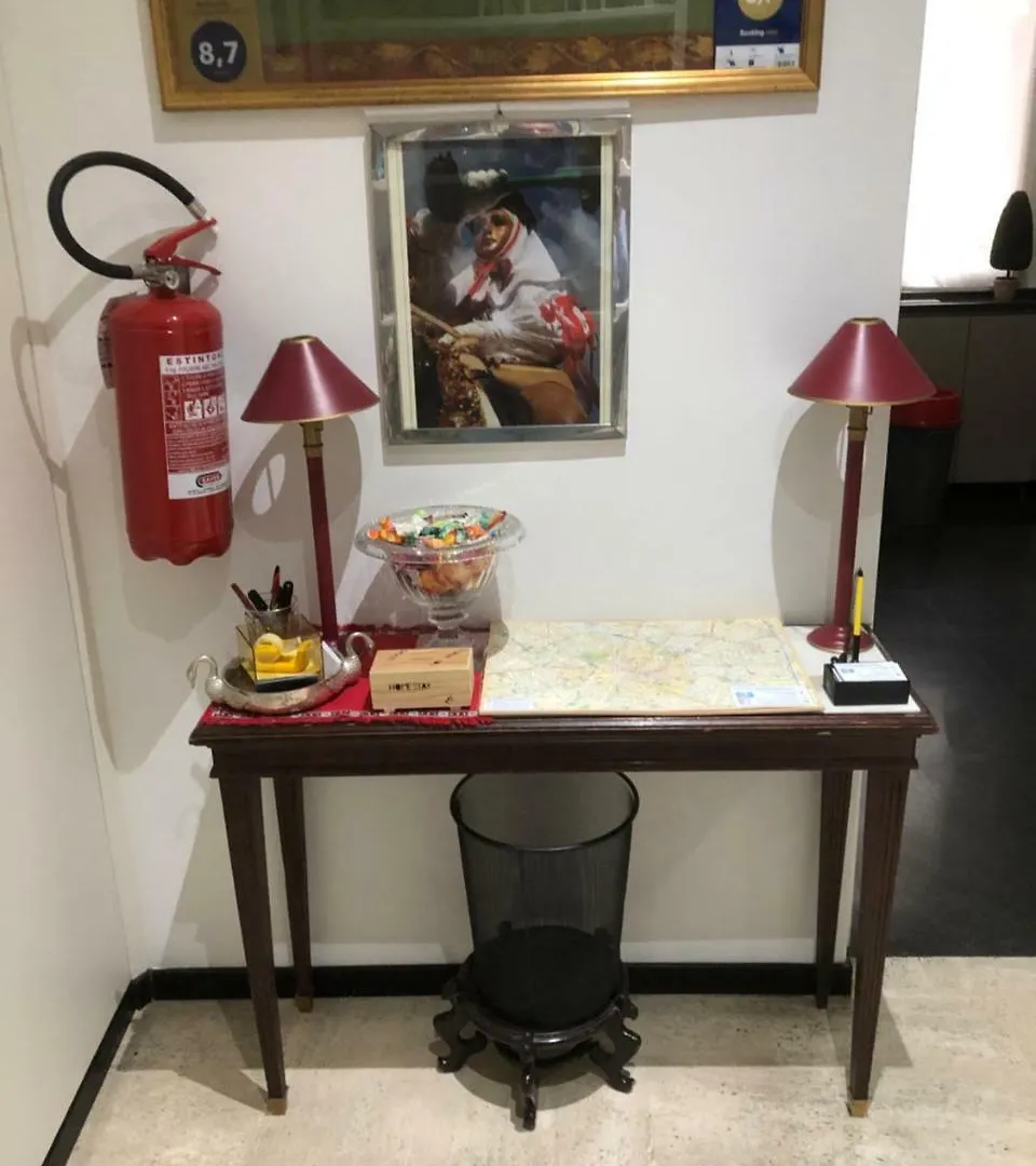 Homestay Vittorio Veneto Milan 0*,
